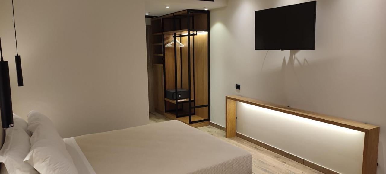 Mary Hotel Ліменас Екстер'єр фото